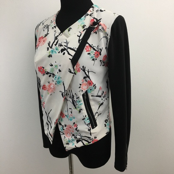 Mystery Box Item Floral Moto Jacket - Picture 5 of 10